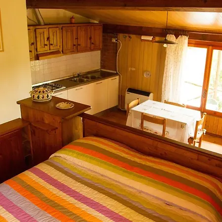 Pensjonat Chalet With Pool And View On The Olive Groove Coreglia Antelminelli