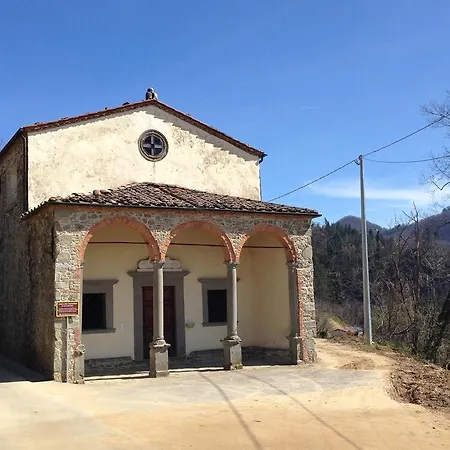 Chalet With Pool And View On The Olive Groove Pensjonat Coreglia Antelminelli